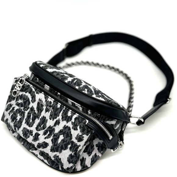 Michael Kors Medium Slater Sling Pack Chain Messenger Crossbody Bag Black Multi - Picture 1 of 11